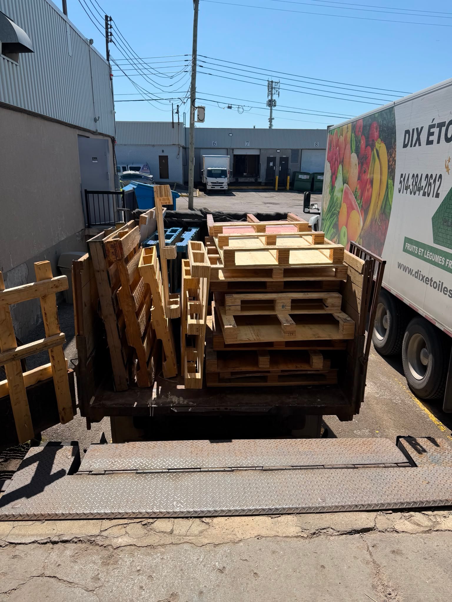 Commercial Furniture Removal in Montreal