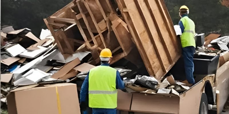Helios Services team removing residential junk in Montreal